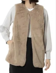 Petit Honfleur（プチ オンフルール）☆なめらかなファーベスト