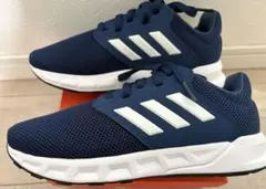 美品！adidas ネイビー スニーカー