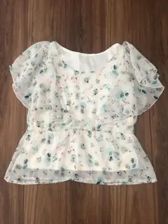 flower トップスのサムネイル