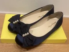 リボン付きネイビーフラットシューズ 発表会シューズ レディース　キッズ