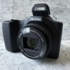 美品 Kodak コダック FZ101BK PIXPRO ブラック 乾電池 FZ101BK コンパクトデジタルカメラ PIXPRO ブラック｜の通販は