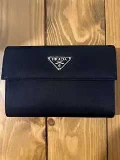 【未使用に近い】PRADA 三角プレートPG　トライアングル　ナイロン　フラップ