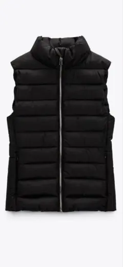 ザラ　ZARA 中綿ダウンベスト シンプル 軽量　サイズL
