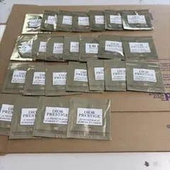 Dior Prestige UV ルミエール BB 00 試供品 25点