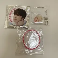 treasure ジョンファン　缶バッジ　顔アクキー　ラバーバンド