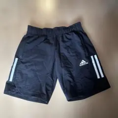 【140】adidas ハーフパンツ 黒