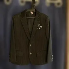 ブランド品　１２０サイズ　キッズスーツセット　ストライプ柄　ハーフズボン