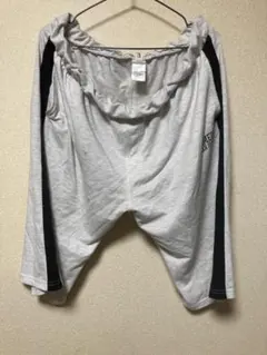 グレー サイドストライプ ハーフパンツ