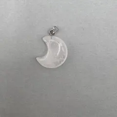 水晶　天然石　三日月加工　チャーム　210