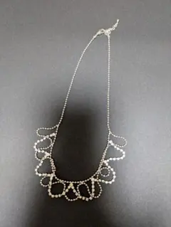 曲線デザインクリスタルシルバー色 ネックレス