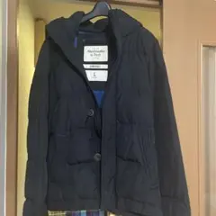 黒 フード付き ダウンジャケット