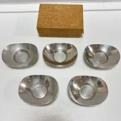 Item thumbnail for item 97ff9ba0-199e-4649-9cda-b5b908e45a8a