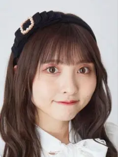 アンクルージュ ヘアカチューシャのサムネイル