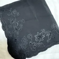 黒 花柄刺繍 ハンカチ　ブラックフォーマル