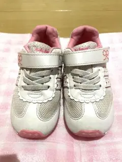 ミキハウス　スニーカー