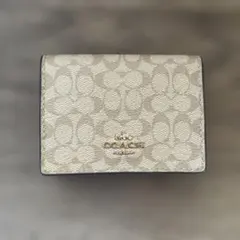 COACH コーチ 三つ折り財布 シグネチャー