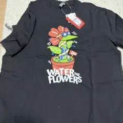 新品　CHUMS Flower Tシャツ ブラックMのサムネイル