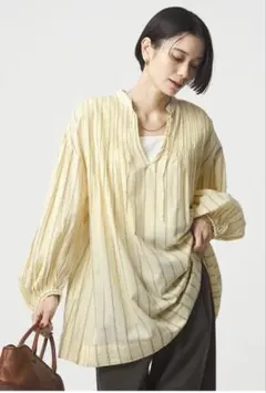 週末SALE✿極美品✿26SSボリュームスリーブピンタックブラウス