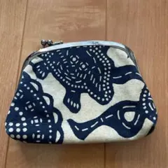 がま口ポーチ 紺色とベージュ