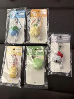 もちものミニミニマスコット オレンのみ かわらずのいし たべのこし