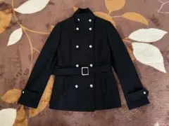 黒いダブルブレストピーコートのサムネイル