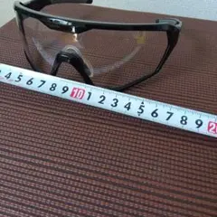 ゴーグルタイプクリアサングラス