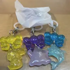 ポケモン うるつやリボンマスコット　メタモン✖️2 ピカチュウ　ナミイルカ