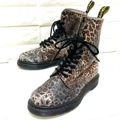 Dr. Martens　レオパード柄　ヒョウ柄　10ホール　ブーツのサムネイル