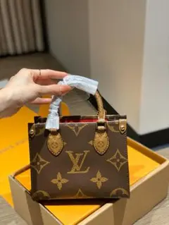 LOUIS VUITTON オンザゴー PM モノグラム