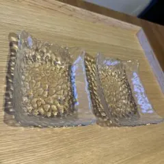 レトロ　金縁ガラス製波形テクスチャー皿　2枚組　上品　涼しげ　深さが丁度いい❗️