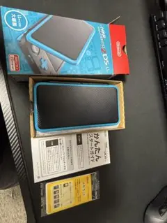 【美品】New ニンテンドー2DS LL ブラックターコイズ
