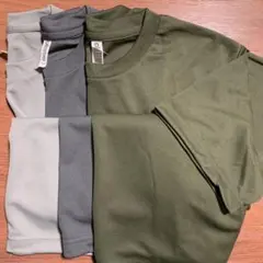 無地ティシャツ