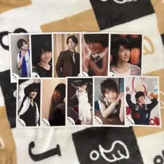 知念侑李 公式写真14枚