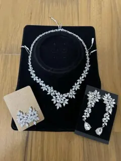 【3点セット】ブライダルネックレス＆イヤリングセット