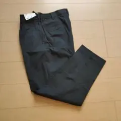 UNIQLO ダークグレー Lサイズ 春秋冬用 タックテーパードパンツ