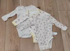 【UNIQLO】ベビーロンパース3枚セット