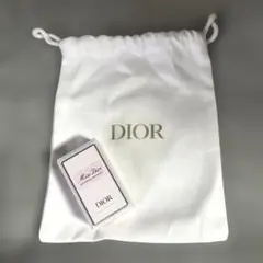 DIOR ミスディオール ブルーミングブーケ ミニ香水 5ml 巾着付きのサムネイル