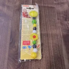 木のおしゃぶりホルダー フラワー　日本限定デザイン