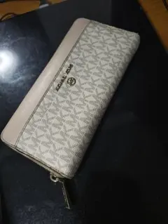MICHAEL KORS 長財布 ラウンドファスナー MK柄のサムネイル
