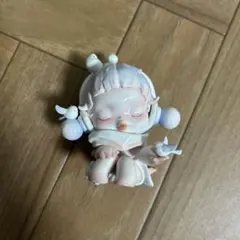POPmart フィギュア　温度で色が変わるのサムネイル