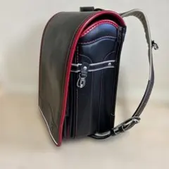 Item thumbnail for item 7d738b53-cefa-439f-bcf2-d2c6c3d90e2c