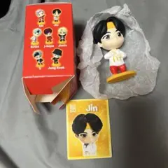 BTS TinyTAN Jin フィギュアとカード
