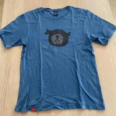 黒パグTシャツ