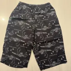恐竜柄 ハーフパンツ 120cm