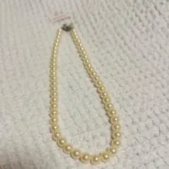 Anémone 定価6000円のクリームパールネックレス