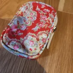 Cath Kidston 花柄ポーチ 赤