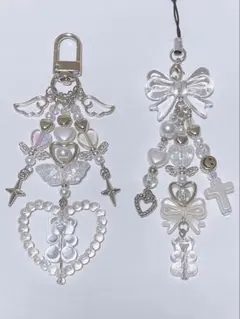 ビーズキーホルダー ビーズストラップ y2k コレクトブック チャーム白クリア