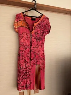 CLASS roberto cavalli 花柄 半袖 ひざ丈ワンピースのサムネイル
