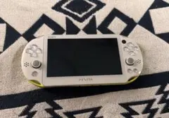 PS VITA 本体　PCH-2000 SONY ライムグリーン ホワイト