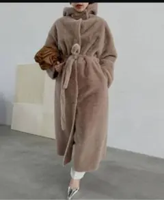 Ameri HOOD REVERSIBLE FAKE FUR COATのサムネイル